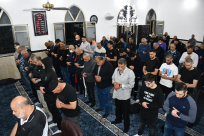  فيديو وصور: شعائر صلاتي العشاء والتراويح من مسجد الجبلية بيافا 